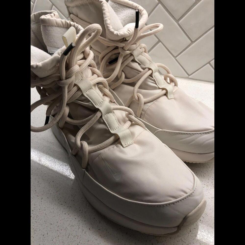 Nike Tanjun High Rise Sneakers White/Cream Women’s Size 11